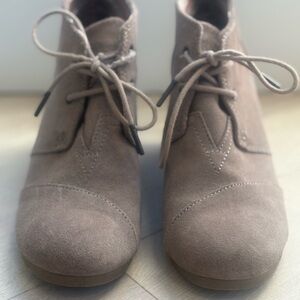 TOMS Suede Ankle Boots Desert Taupe